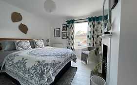 No 28 Cosy Cottage In The Heart Of Cowes